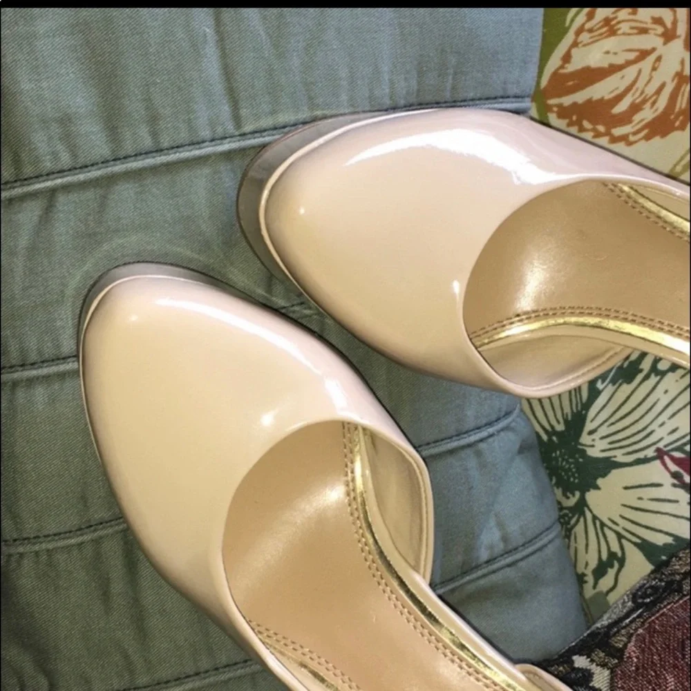 Sole Society Beige women platform size 8 1/2 Sole Society Pumps